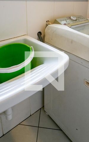Apartamento à venda com 141m², 2 quartos e 2 vagas Apartamento à venda com 141m², 2 quartos e 2 vagasÁrea de Serviço