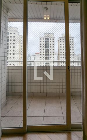 Apartamento à venda com 141m², 2 quartos e 2 vagas Apartamento à venda com 141m², 2 quartos e 2 vagasVaranda da Sala