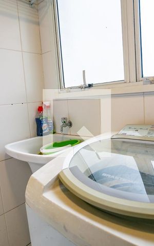 Apartamento à venda com 141m², 2 quartos e 2 vagas Apartamento à venda com 141m², 2 quartos e 2 vagasÁrea de Serviço