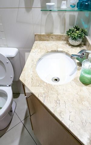 Apartamento à venda com 141m², 2 quartos e 2 vagas Apartamento à venda com 141m², 2 quartos e 2 vagasBanheiro