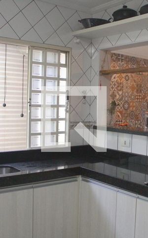 Casa à venda com 280m², 4 quartos e 2 vagasCozinha