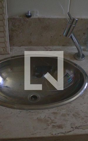 Casa à venda com 280m², 4 quartos e 2 vagasBanheiro da Suíte 2