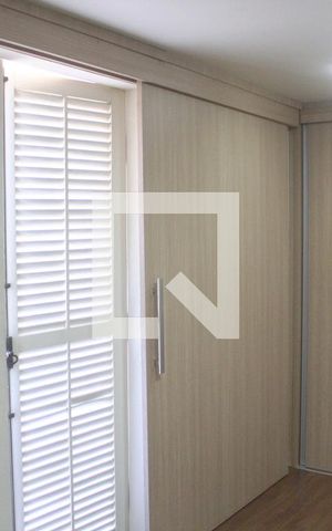 Casa à venda com 280m², 4 quartos e 2 vagasCloset da suíte 3