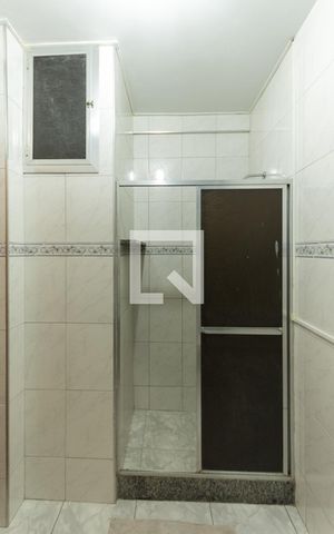 Apartamento à venda com 68m², 2 quartos e sem vagaBanheiro