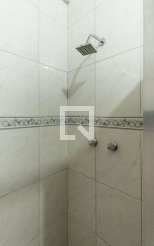 Apartamento à venda com 68m², 2 quartos e sem vagaBanheiro