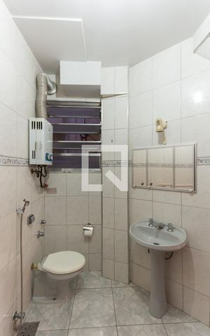 Apartamento à venda com 68m², 2 quartos e sem vagaBanheiro