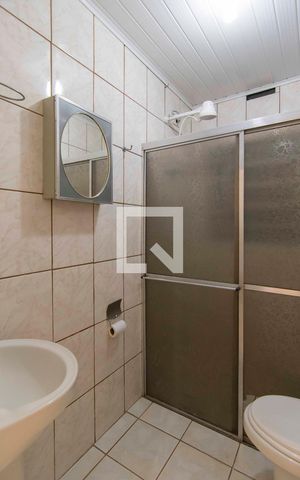 Casa à venda com 240m², 2 quartos e 8 vagasBanheiro