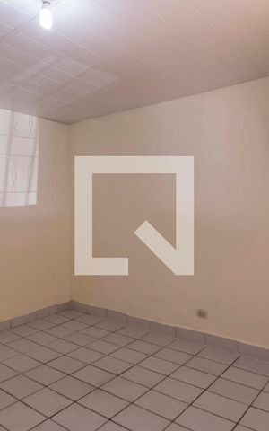 Casa à venda com 240m², 2 quartos e 8 vagasQuarto 2