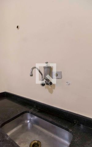 Casa à venda com 240m², 2 quartos e 8 vagasCozinha