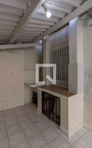 Casa à venda com 240m², 2 quartos e 8 vagasLavanderia