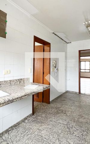 Apartamento para alugar com 160m², 4 quartos e 3 vagasCozinha