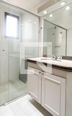 Apartamento para alugar com 160m², 4 quartos e 3 vagasBanheiro do Quarto 4