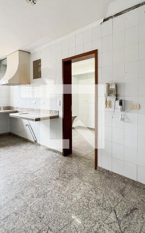 Apartamento para alugar com 160m², 4 quartos e 3 vagasCozinha