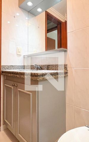 Apartamento para alugar com 160m², 4 quartos e 3 vagasBanheiro Social