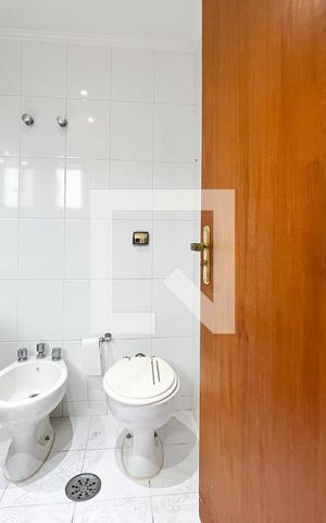 Apartamento para alugar com 160m², 4 quartos e 3 vagasBanheiro do Quarto 4