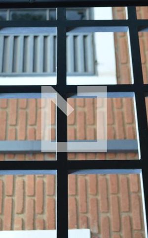 Casa à venda com 258m², 3 quartos e 4 vagasDetalhe janela