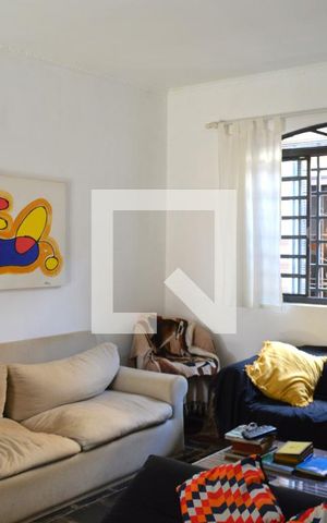 Casa à venda com 258m², 3 quartos e 4 vagasSala 1