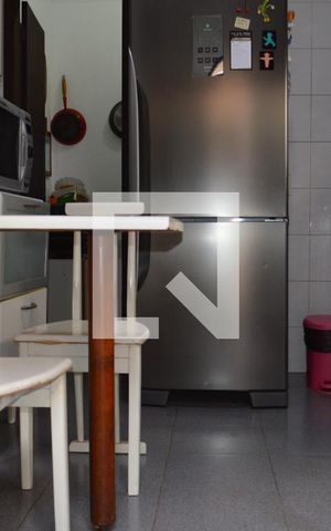 Casa à venda com 258m², 3 quartos e 4 vagasDetalhe cozinha