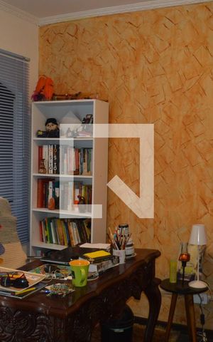 Casa à venda com 258m², 3 quartos e 4 vagasEscritório