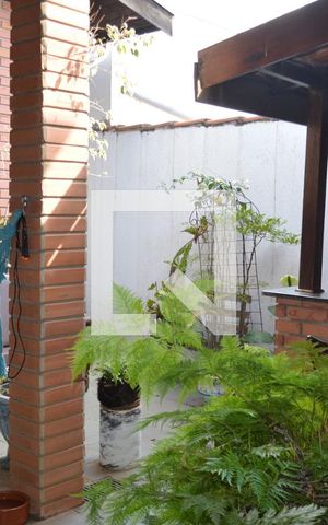 Casa à venda com 258m², 3 quartos e 4 vagasÁrea de luz e Churrasqueira