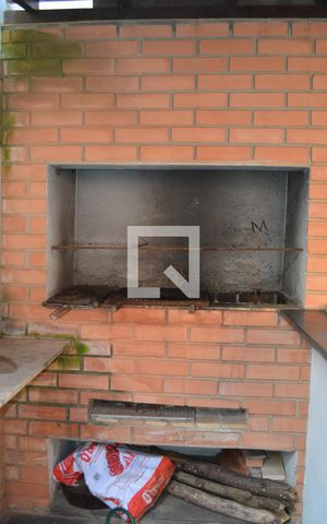 Casa à venda com 258m², 3 quartos e 4 vagasChurrasqueira