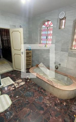 Casa à venda com 1250m², 4 quartos e 2 vagas Casa à venda com 1250m², 4 quartos e 2 vagasBanheiro do Quarto 3