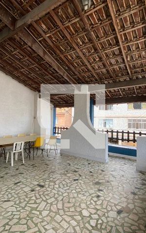 Casa à venda com 1250m², 4 quartos e 2 vagas Casa à venda com 1250m², 4 quartos e 2 vagasTerraço