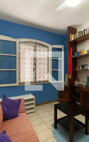 Casa à venda com 1250m², 4 quartos e 2 vagas Casa à venda com 1250m², 4 quartos e 2 vagasQuarto 1
