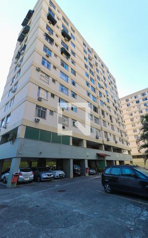 Apartamento à venda com 72m², 2 quartos e 1 vaga Apartamento à venda com 72m², 2 quartos e 1 vagaFachada