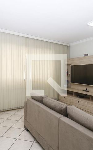 Casa à venda com 104m², 3 quartos e 2 vagasSala
