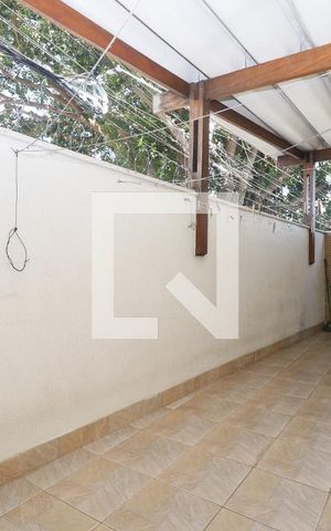 Casa à venda com 104m², 3 quartos e 2 vagasQuintal
