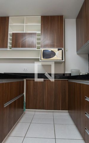 Apartamento para alugar com 83m², 2 quartos e 1 vagaCozinha - Armários
