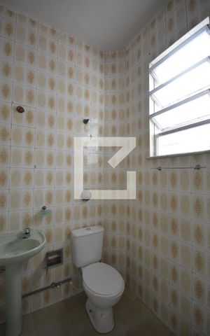 Apartamento à venda com 90m², 2 quartos e 2 vagasBanheiro Social