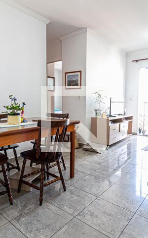 Apartamento à venda com 54m², 2 quartos e 1 vaga Apartamento à venda com 54m², 2 quartos e 1 vagaSala