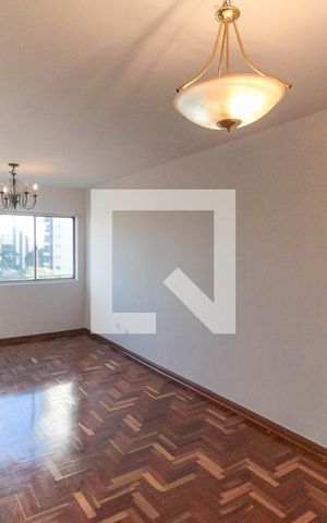 Apartamento à venda com 100m², 2 quartos e 1 vaga Apartamento à venda com 100m², 2 quartos e 1 vagaSala