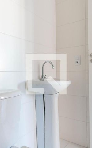 Apartamento à venda com 32m², 2 quartos e sem vagaBanheiro