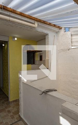 Casa à venda com 80m², 2 quartos e sem vagaVaranda Coberta/Área de serviço