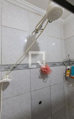 Casa à venda com 80m², 2 quartos e sem vagaBanheiro Social