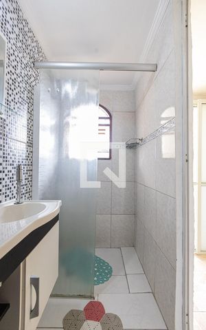 Casa à venda com 80m², 2 quartos e sem vagaSuite