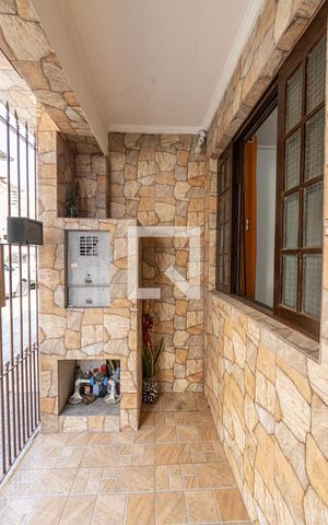 Casa à venda com 80m², 2 quartos e sem vagaHall