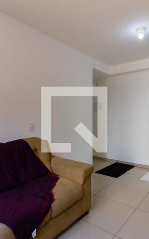 Apartamento para alugar com 42m², 2 quartos e sem vaga Apartamento para alugar com 42m², 2 quartos e sem vagaSala