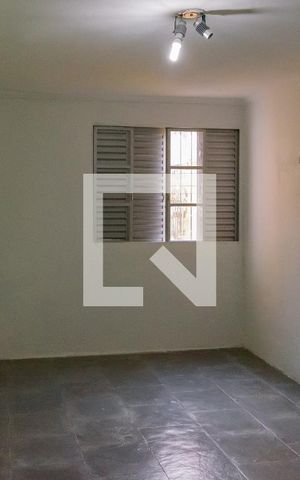 Casa à venda com 250m², 4 quartos e 2 vagasSuíte 2
