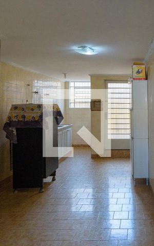 Casa à venda com 250m², 4 quartos e 2 vagasCozinha