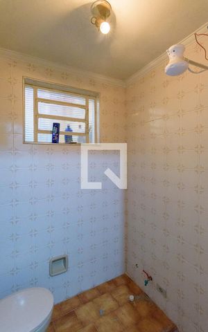 Casa à venda com 250m², 4 quartos e 2 vagasBanheiro 2