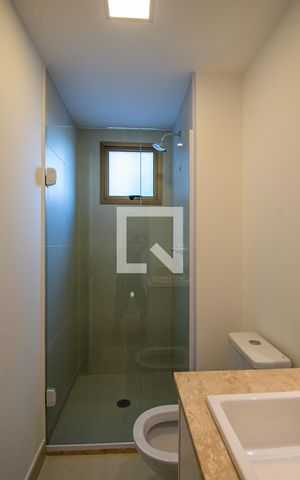 Apartamento à venda com 66m², 2 quartos e 1 vaga Apartamento à venda com 66m², 2 quartos e 1 vagaBanheiro da Suíte