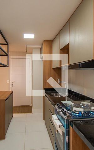 Apartamento à venda com 66m², 2 quartos e 1 vaga Apartamento à venda com 66m², 2 quartos e 1 vagaCozinha e Área de Serviço