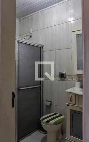 Casa à venda com 120m², 3 quartos e 4 vagas Casa à venda com 120m², 3 quartos e 4 vagasBanheiro 2