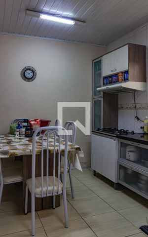 Casa à venda com 120m², 3 quartos e 4 vagas Casa à venda com 120m², 3 quartos e 4 vagasCozinha