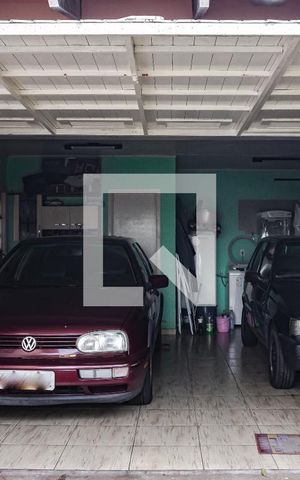Casa à venda com 120m², 3 quartos e 4 vagas Casa à venda com 120m², 3 quartos e 4 vagasGaragem