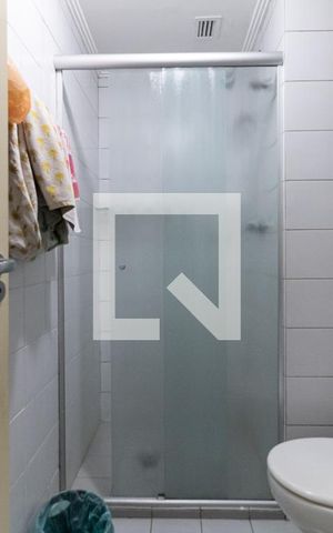 Apartamento para alugar com 79m², 3 quartos e 2 vagas Apartamento para alugar com 79m², 3 quartos e 2 vagasBanheiro da Suíte